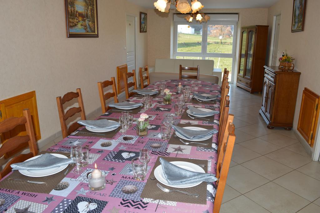 Chambres Et Table D'Hotes La Trottelee Bellefontaine  Exteriér fotografie