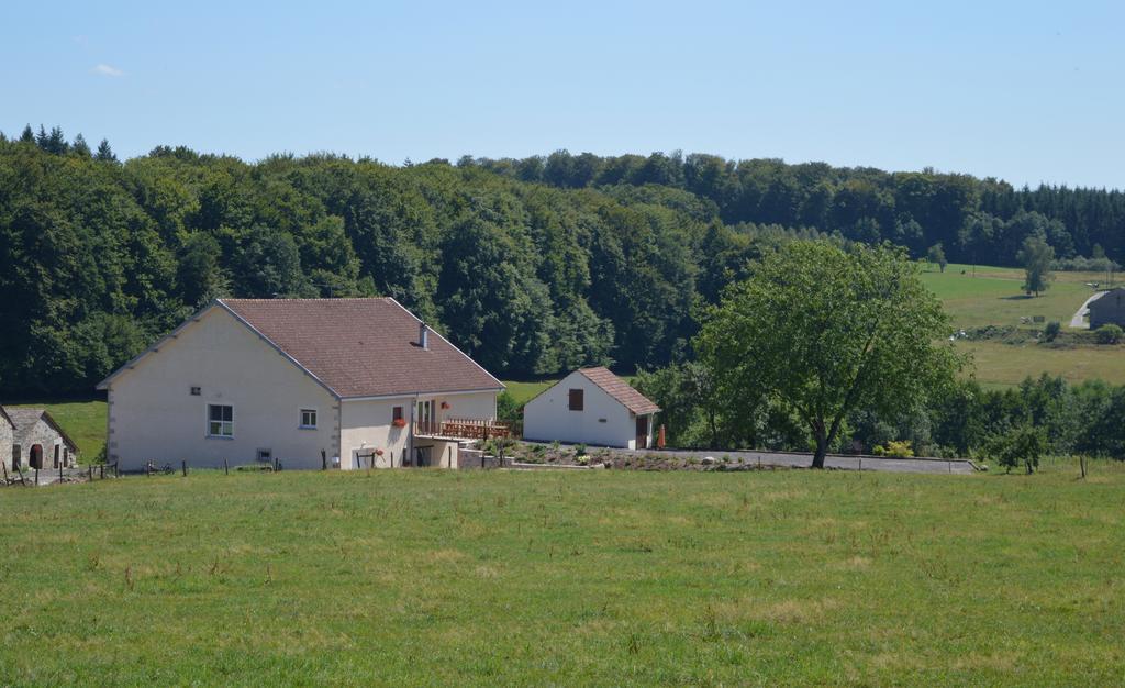 Chambres Et Table D'Hotes La Trottelee Bellefontaine  Exteriér fotografie