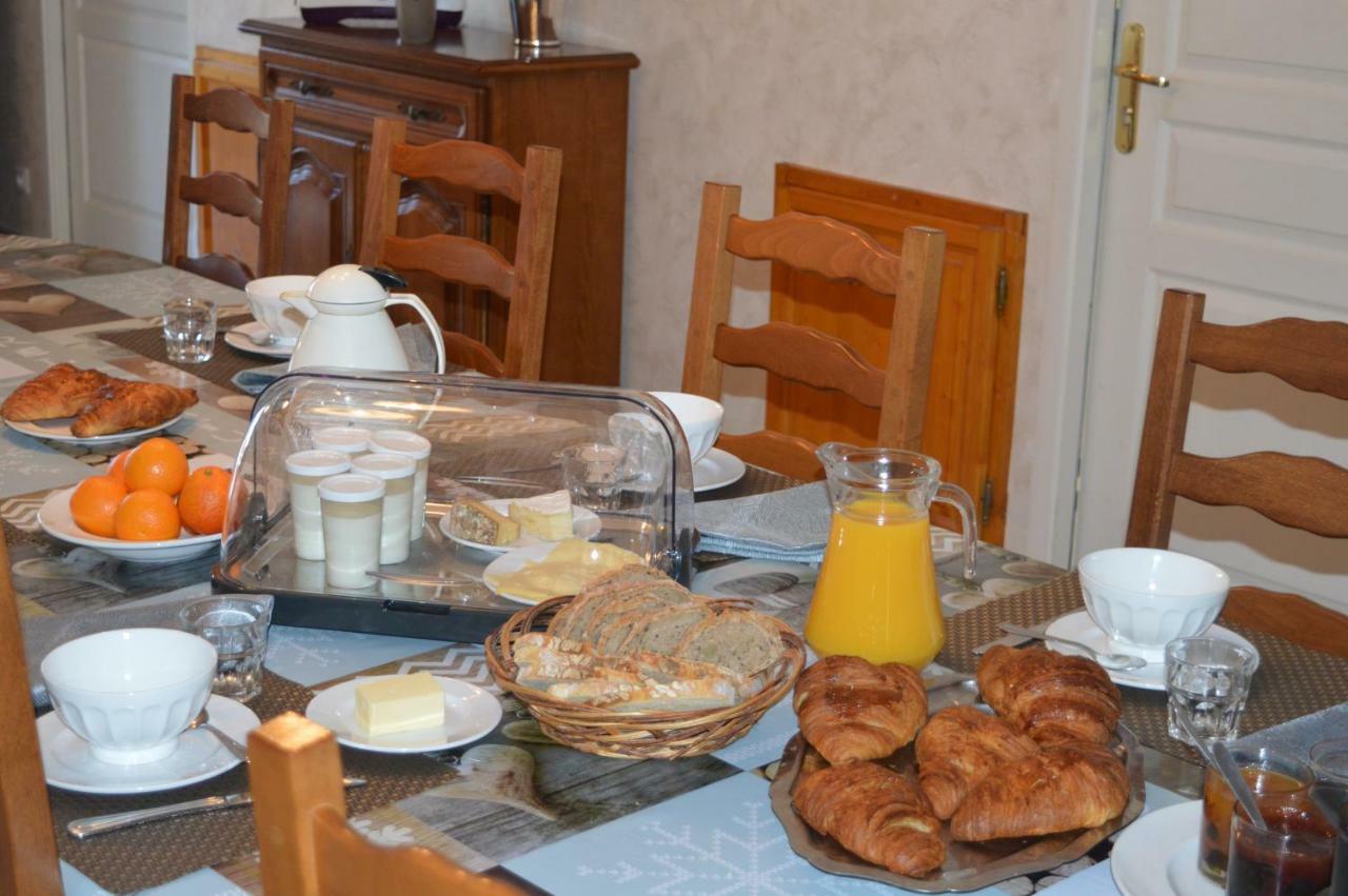 Chambres Et Table D'Hotes La Trottelee Bellefontaine  Exteriér fotografie